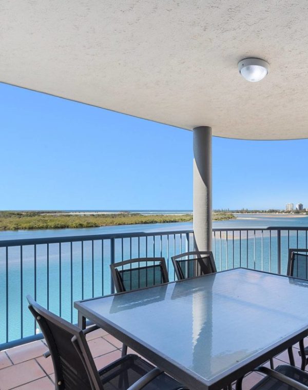 Apartments with River View Balcony Maroochydore