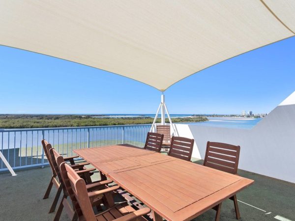 Luxury Furnished Holiday Apartments Maroochydore