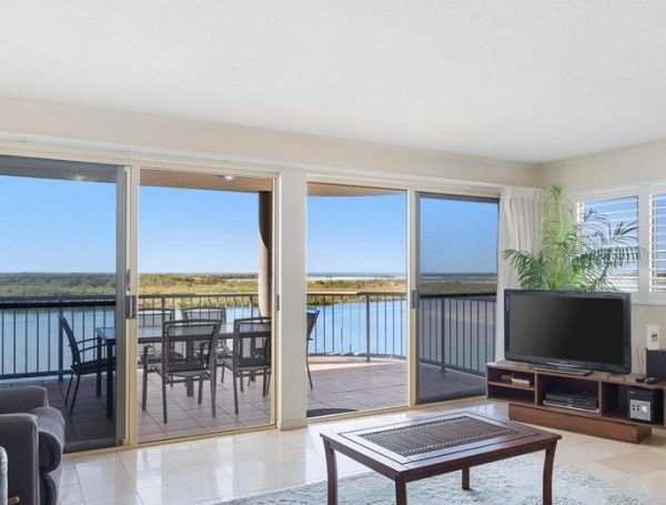 Best Furnished Holiday Apartments Maroochydore