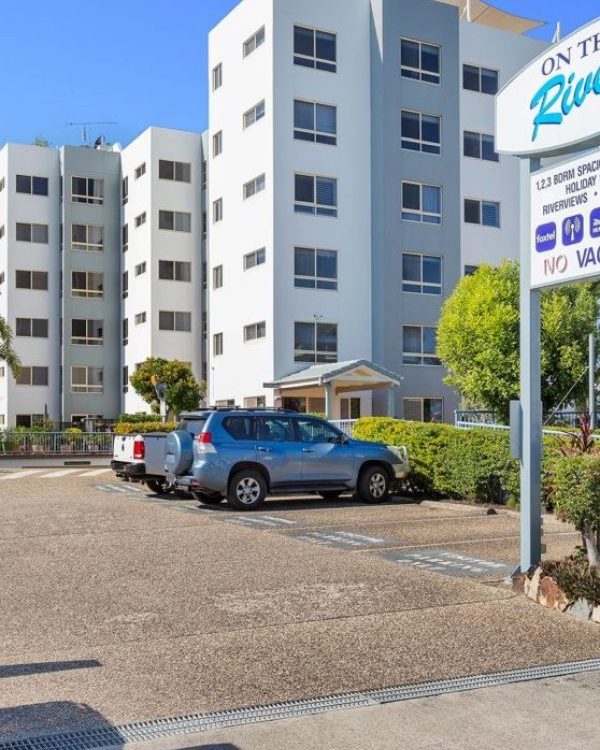 Furnished Apartments With Parking Maroochydore